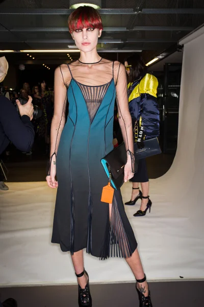 Look 14